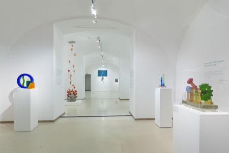 Üveg hat főre - kiállítás a Ferenczy Múzeumi Centrumban, Szentendrén